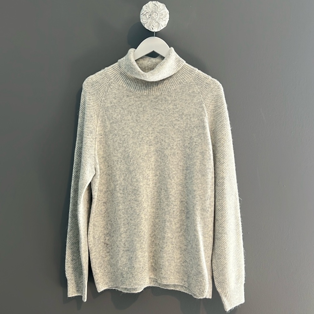 NWOT Loft Sweater